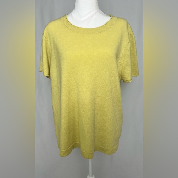 J. Crew Tops - /NEW/Relaxed cashmere T-shirt B001